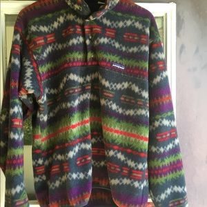 Patagonia Pull-over. Soft and snuggly! S Medium